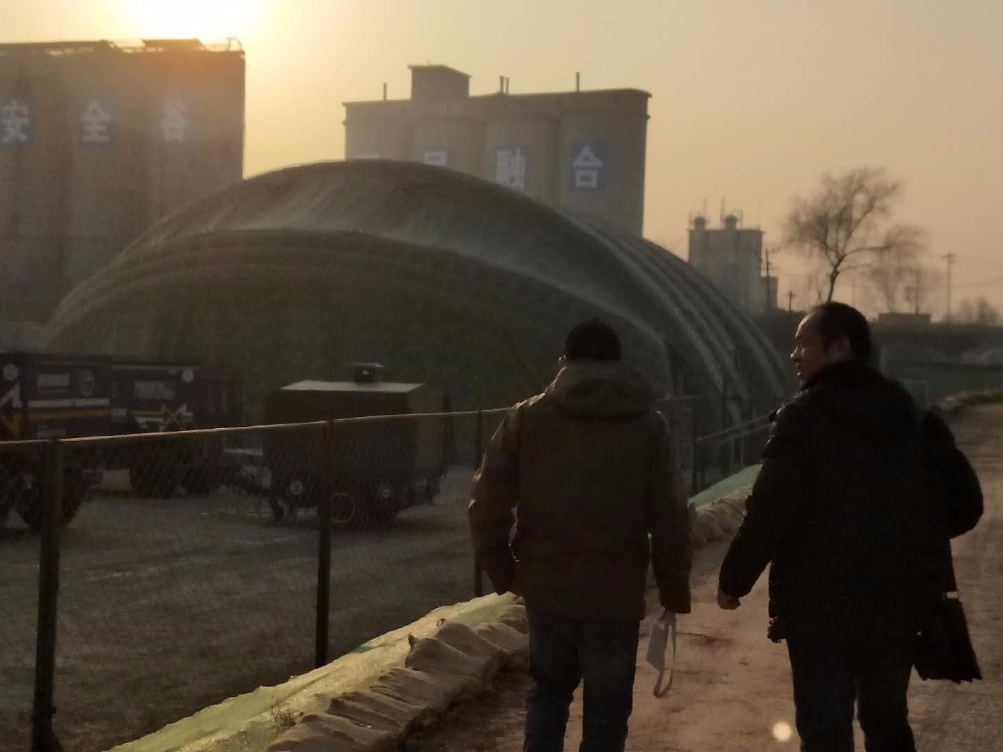 灵寿机库外罩图